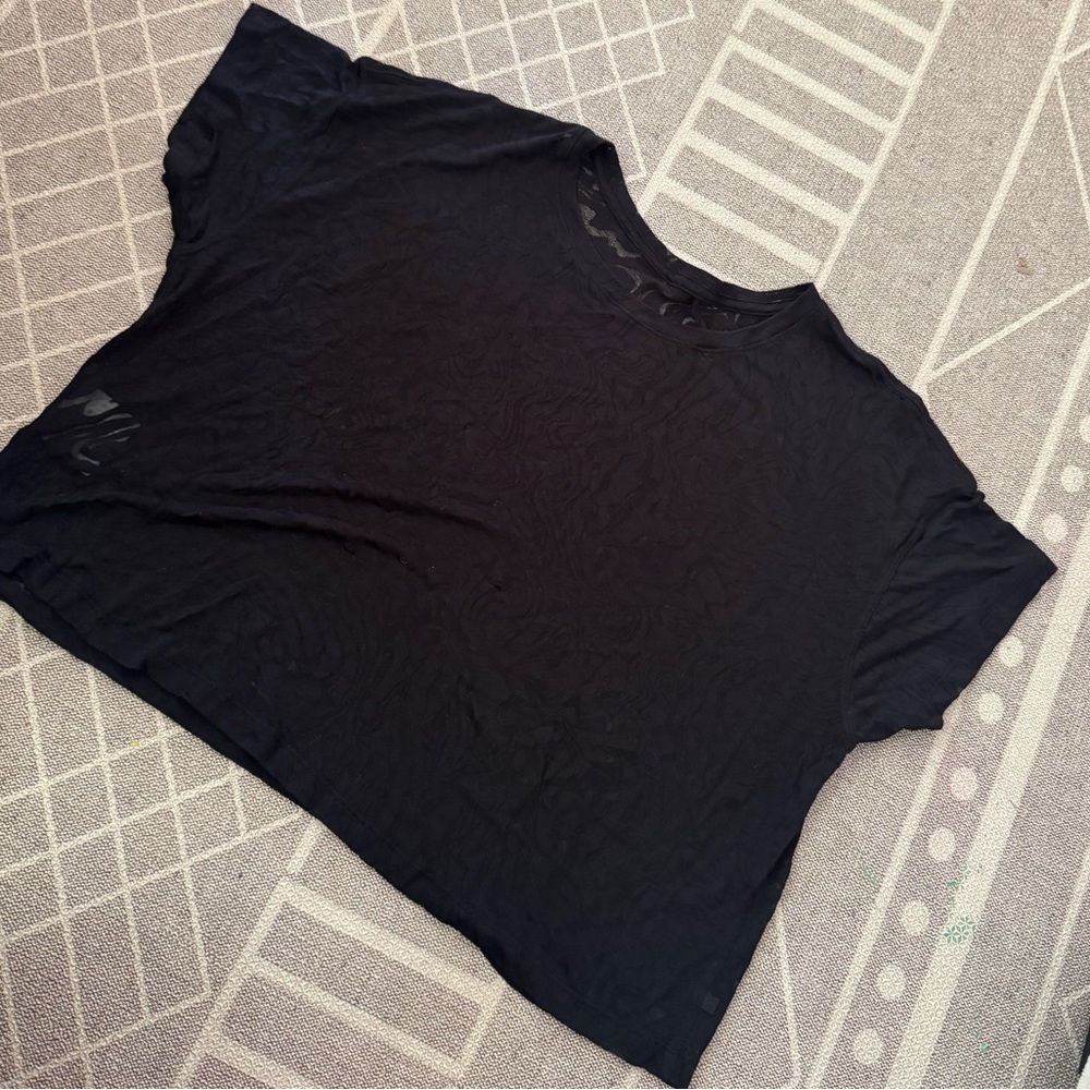 Lululemon- Women's see through crop black Top
